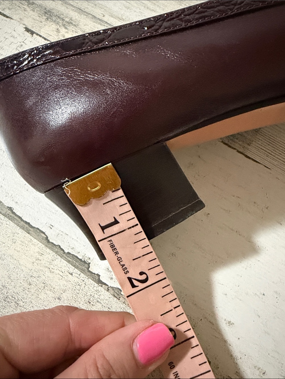 Salvatore Ferragamo Burgundy Croc-Accent Leather Pumps with Gold Buckle - Picture 10 of 11